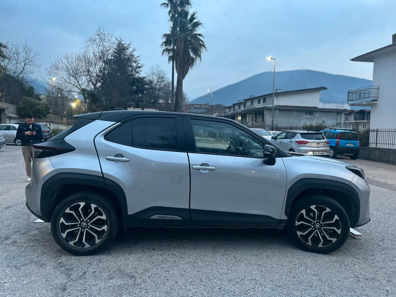 Toyota Yaris Cross 1.5 Hybrid 5p. E-CVT AWD-i Trend