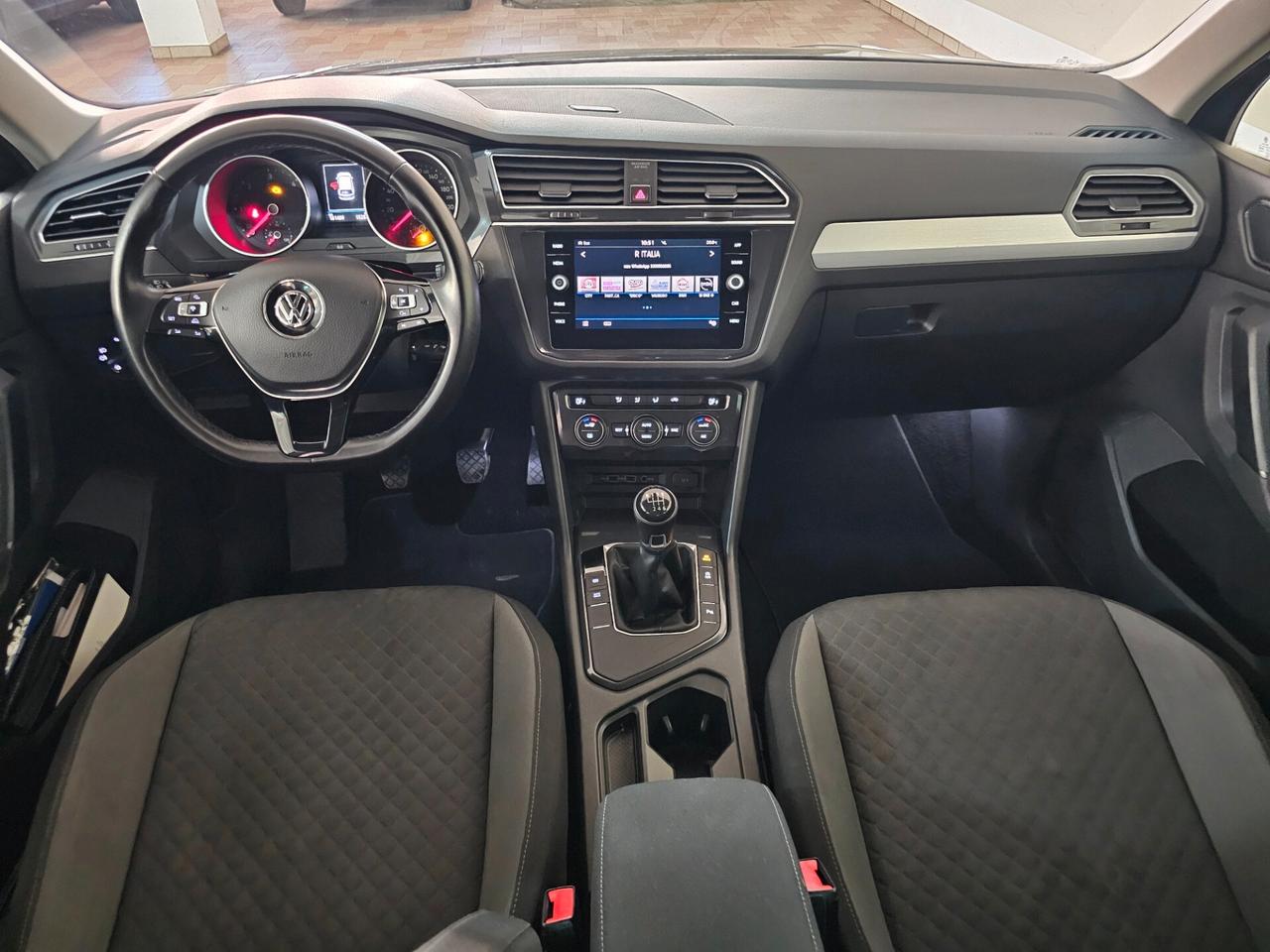 Volkswagen Tiguan 1.6 TDI SCR R LINE BlueMotion Technology