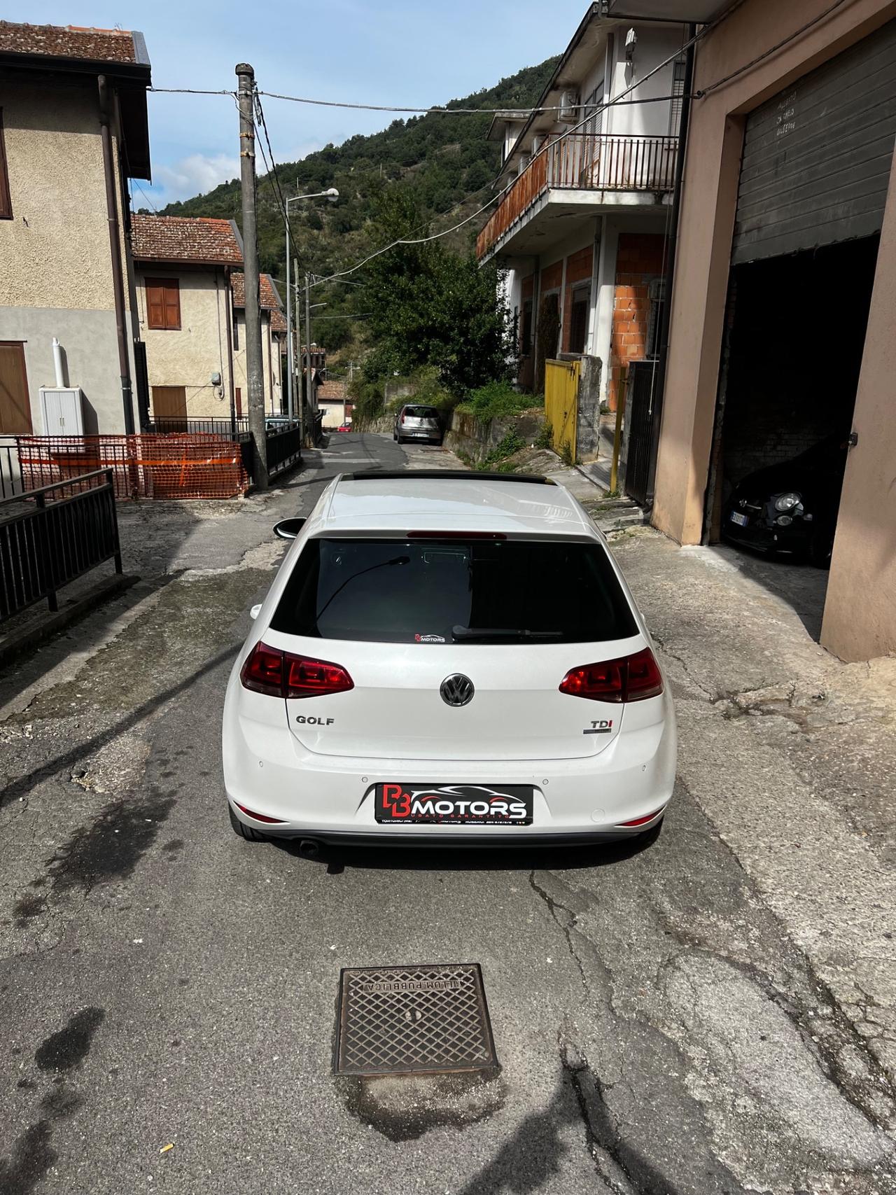 Volkswagen Golf 7 1.6 TDI con tettuccio apribile