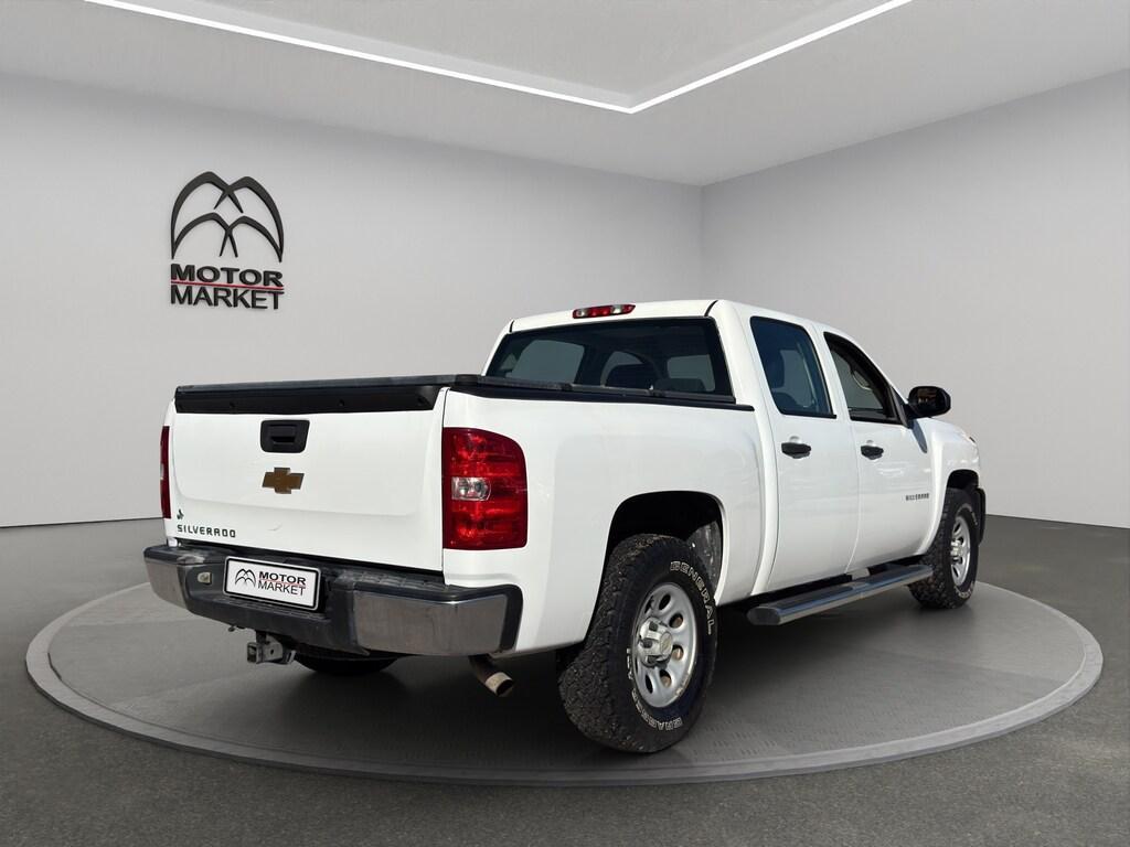 Chevrolet Silverado Crew Cab 4.8 V8 bifuel LT Trail Boss Plus 264cv auto