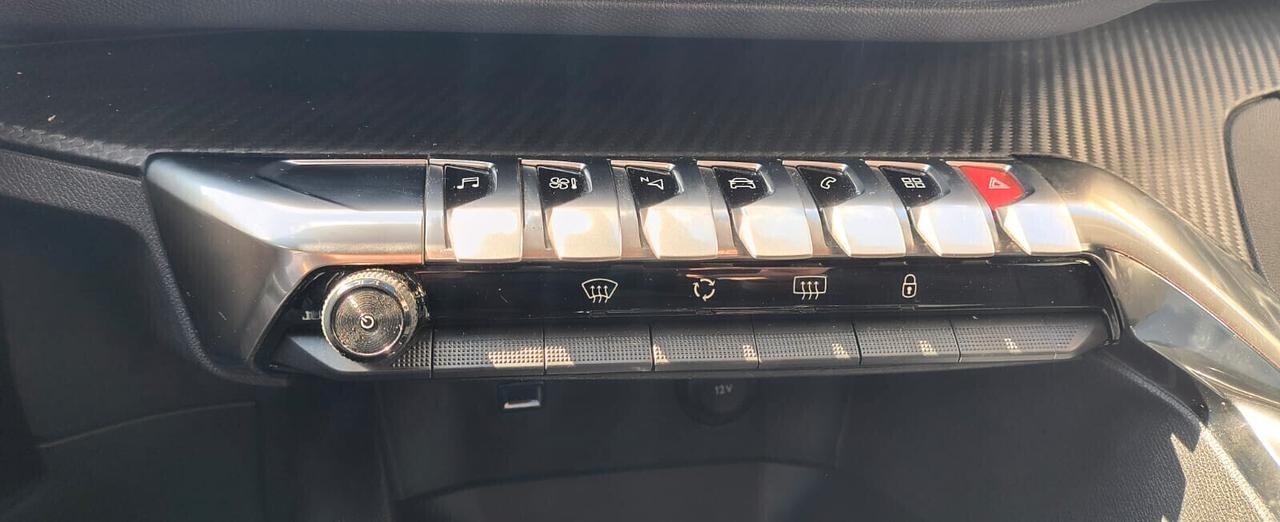 Peugeot 3008 1.5 Diesel Cambio Automatico