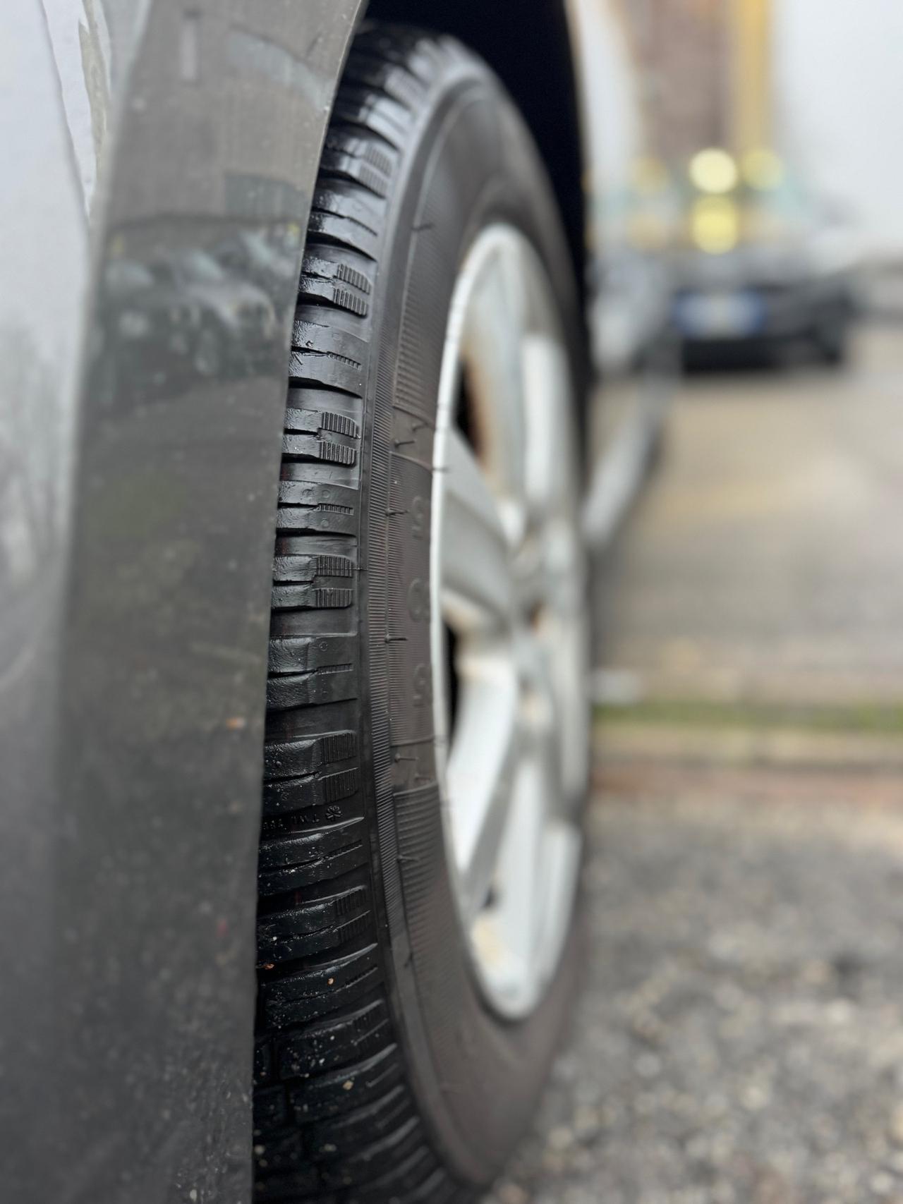 Volkswagen Polo 1.4 5 porte Highline