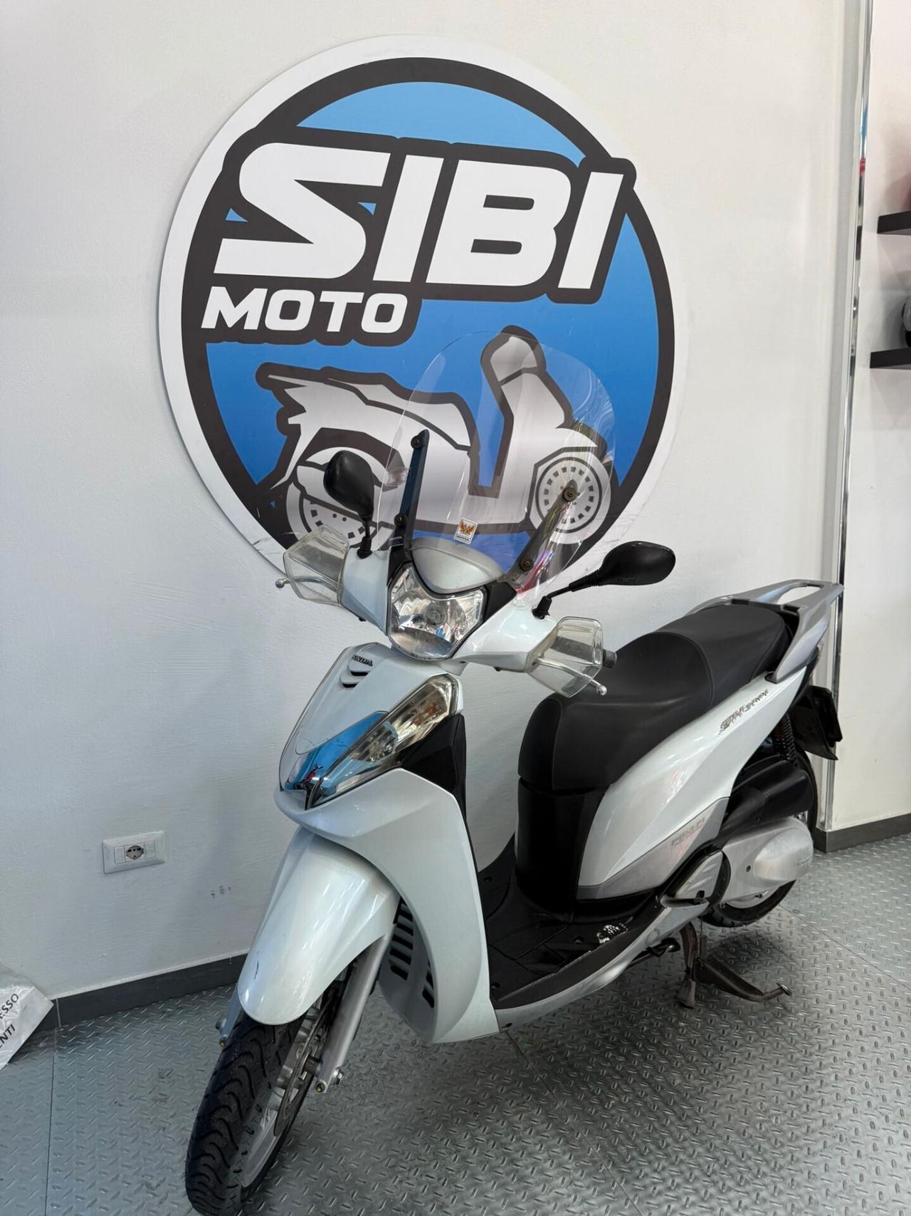 HONDA SH 300