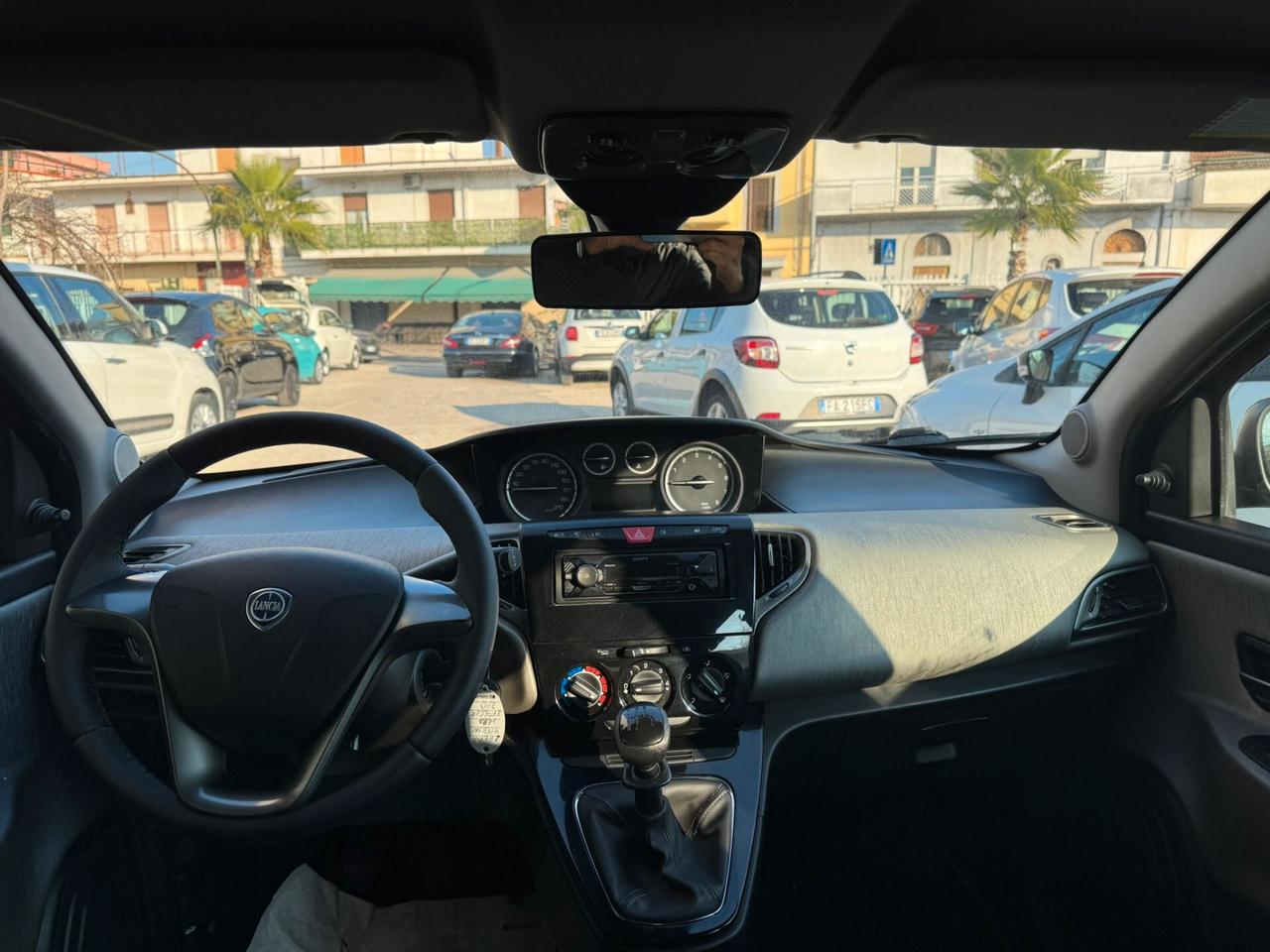 Lancia Ypsilon 1.2 69 CV 5 porte S&S Silver