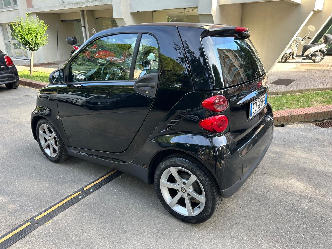 Smart ForTwo 1000 52 kW coupé passion