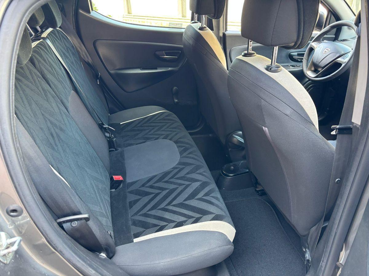 LANCIA Ypsilon 1.2 69CV 5p.GPL Ecochic Gold 5posti