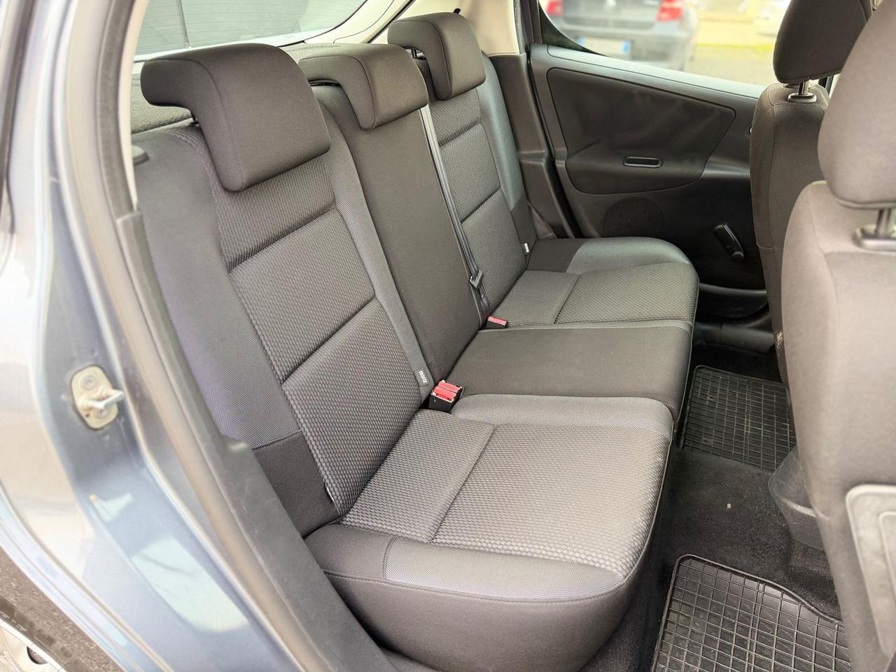 Peugeot 207 Special Edition 1.4 i #8321