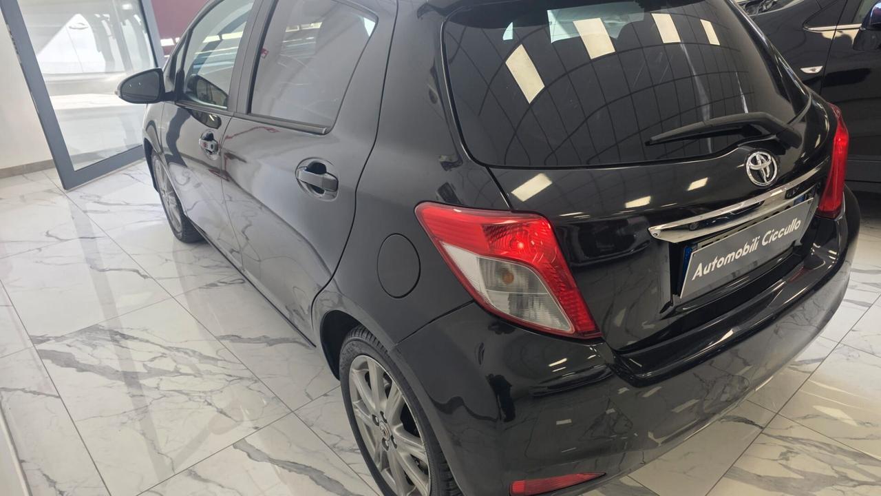 Toyota Yaris 1.4 D-4D 5 porte Lounge