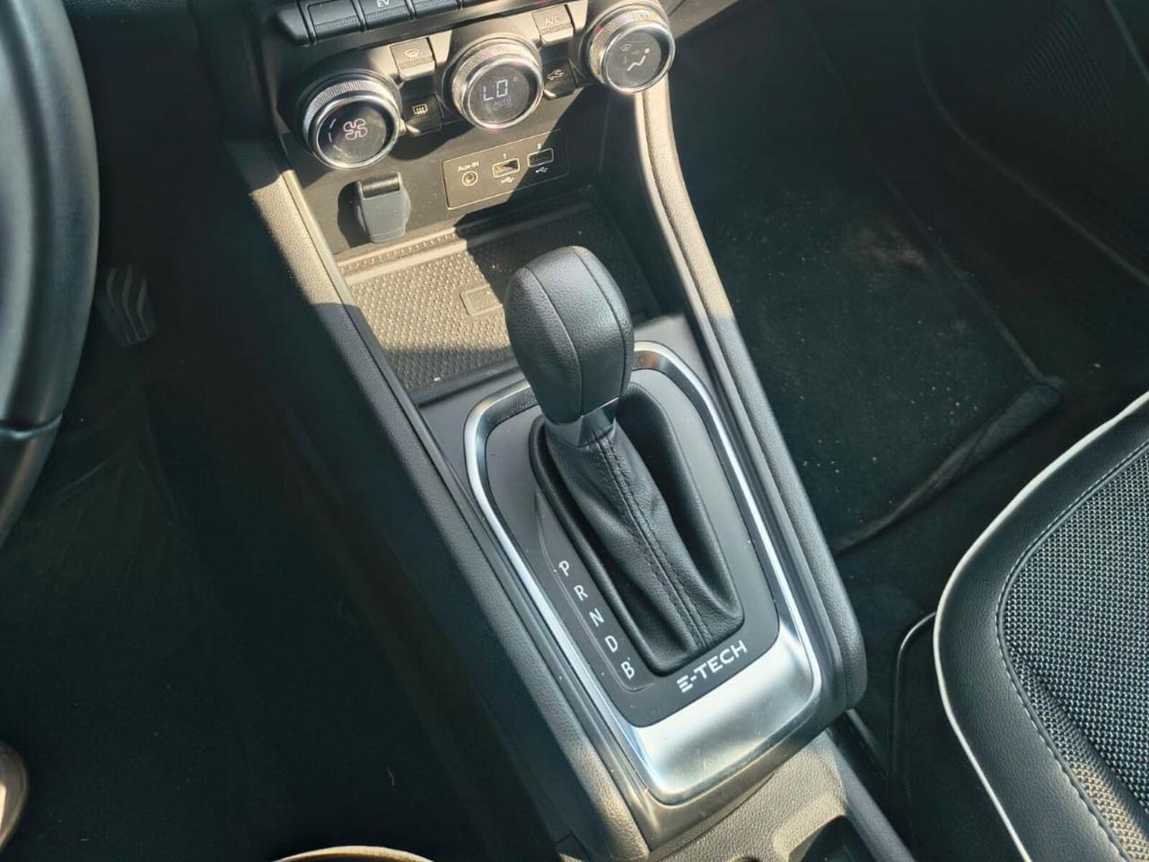 Renault Captur Full Hybrid E-Tech 145 CV Techno