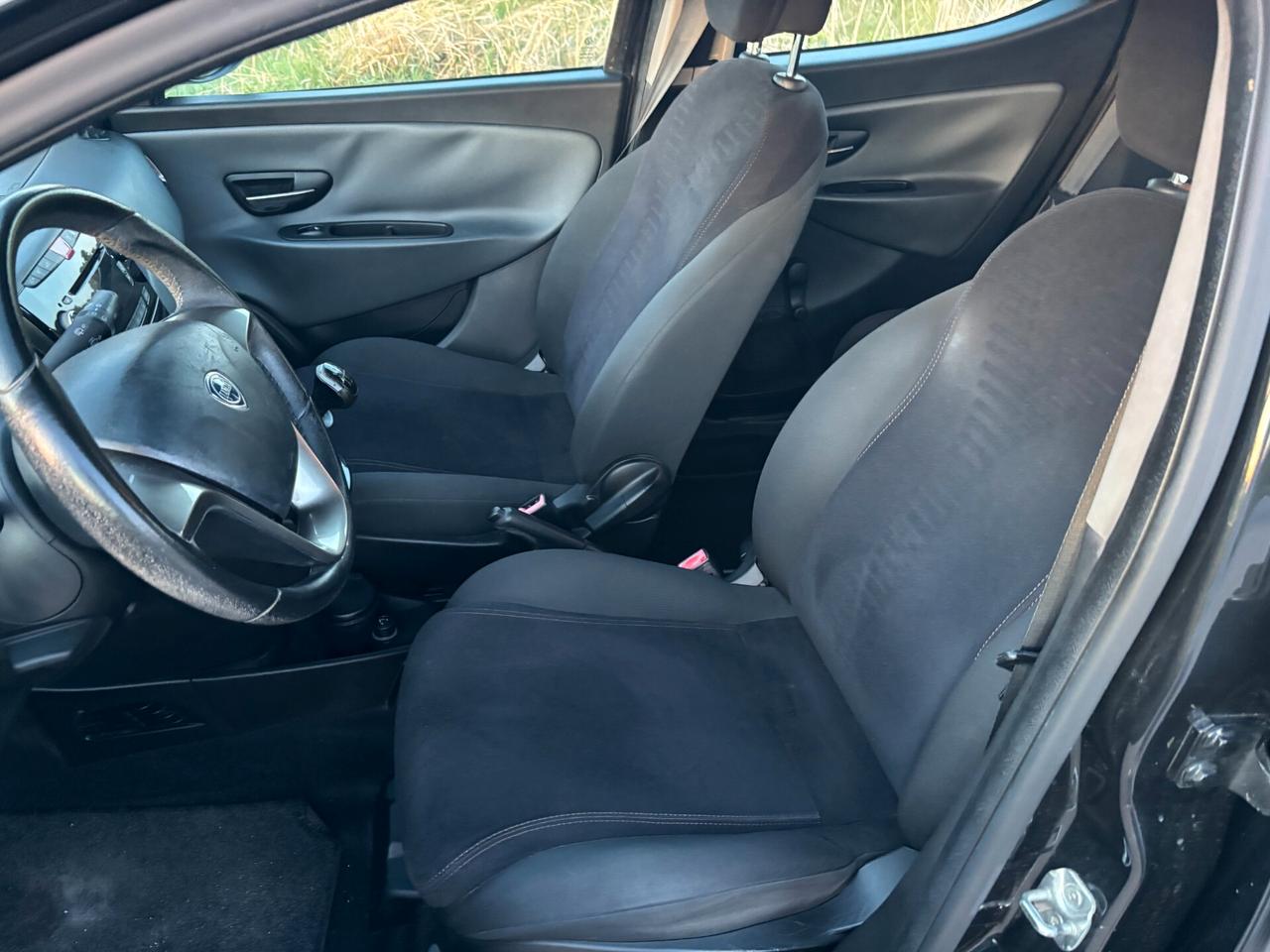 Lancia Ypsilon Metano Ecochic Gold x NEOPATENTATI GRANDINATA