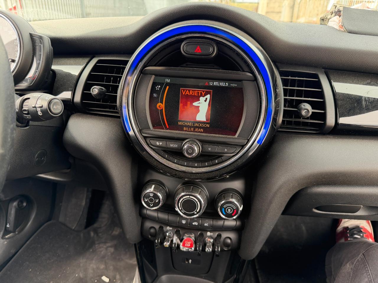 MINI COOPER D ANNO 2019 1.5 DIESEL 116 CV *SINISTRATA