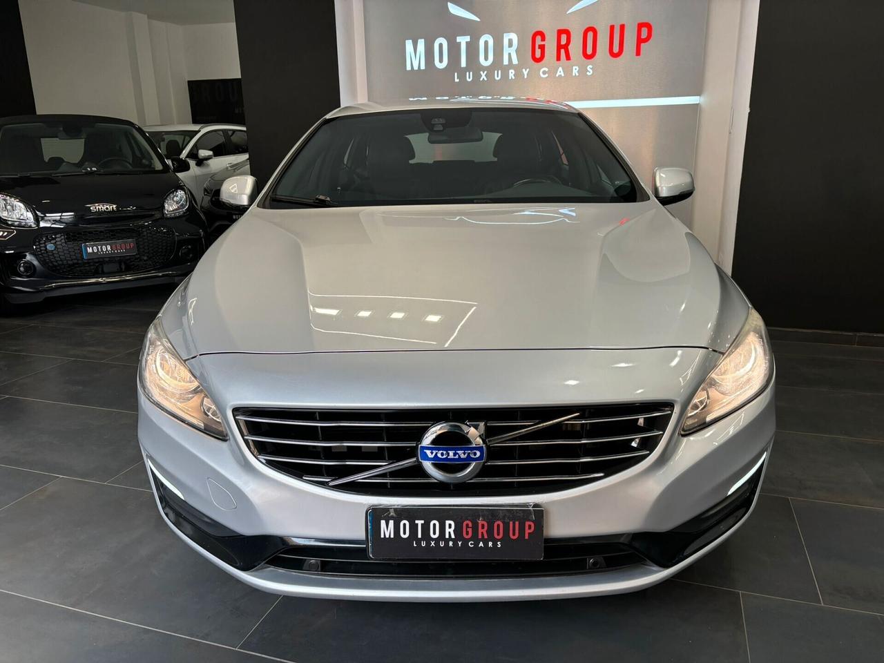 Volvo V60 D3 Geartronic Momentum 2.0 150CV