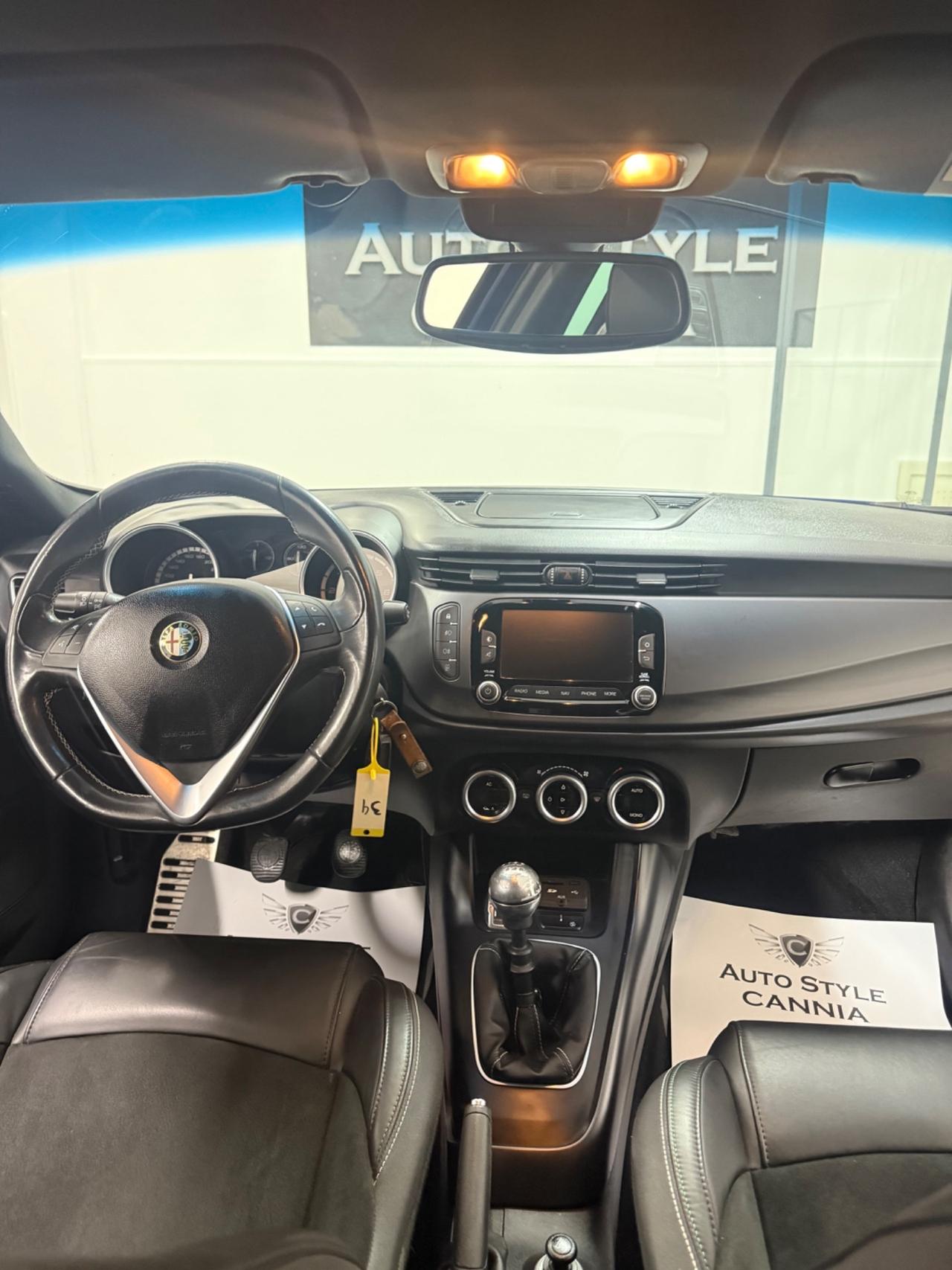 Alfa Romeo Giulietta 1.6 JTDm-2 105 CV Exclusive