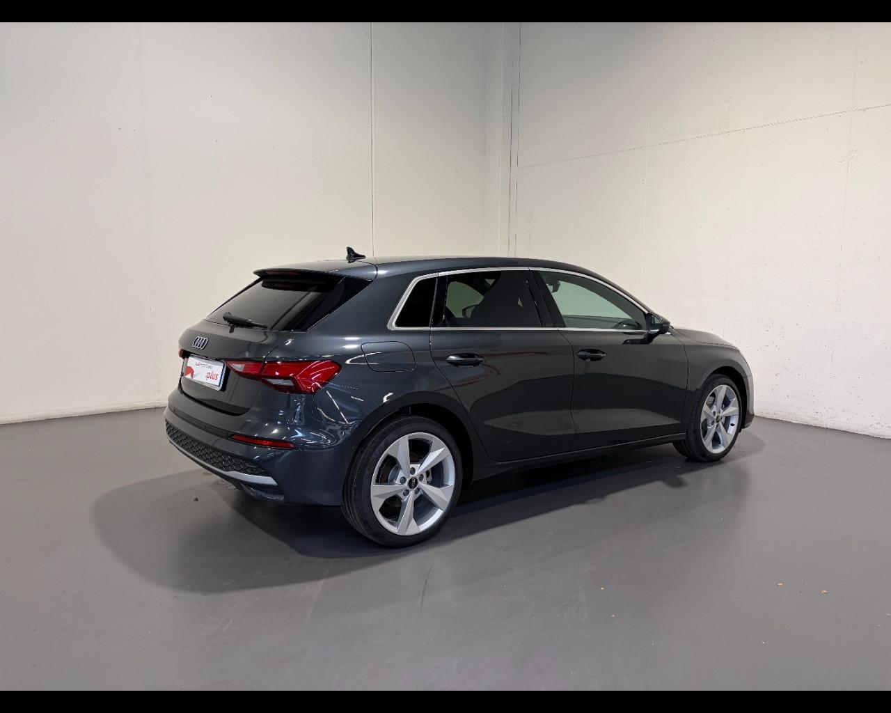 AUDI A3 SPORTBACK 40 TFSIe S-TRONIC BUSINESS ADVANCED