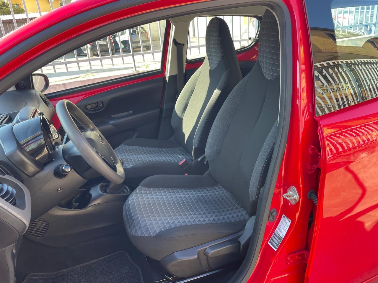 Peugeot 108 VTi 72 S&S 5 porte Allure TOP!