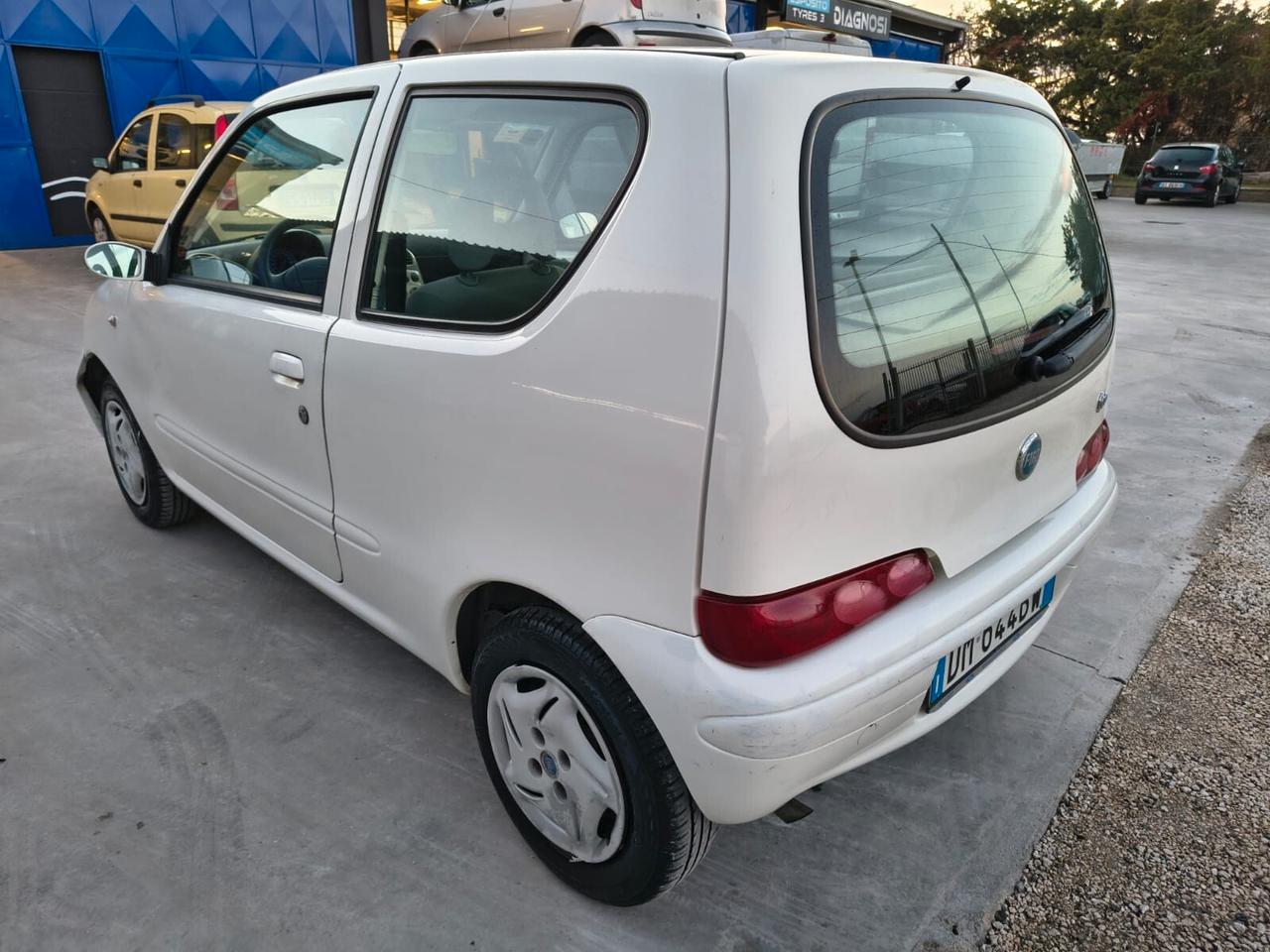 Fiat 600 55.000KM ORIGINALI DISTRIBUZIONE E TAGLIANDO