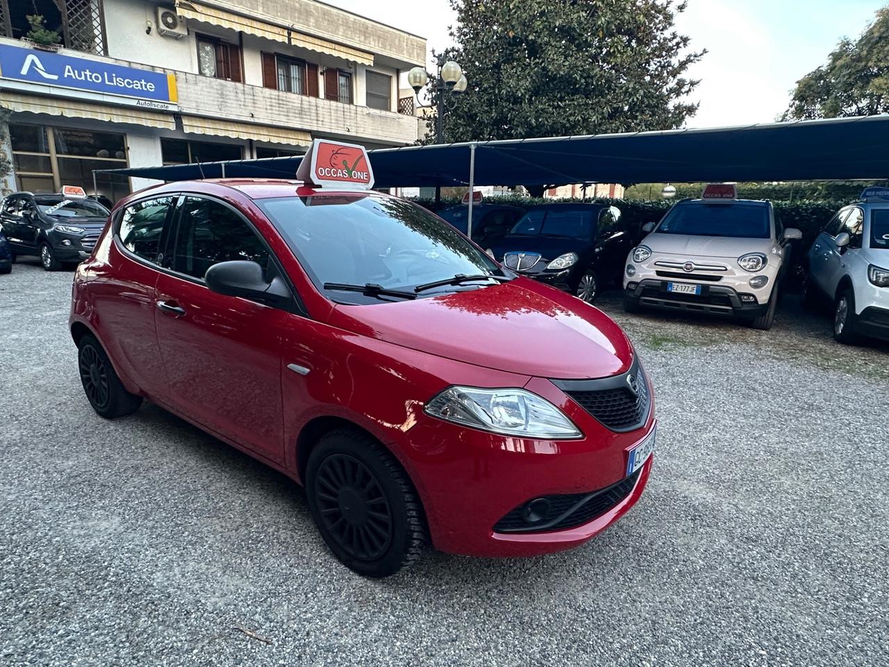 Lancia Ypsilon 1.0 FireFly 5 porte S&S Hybrid Ecochic Gold