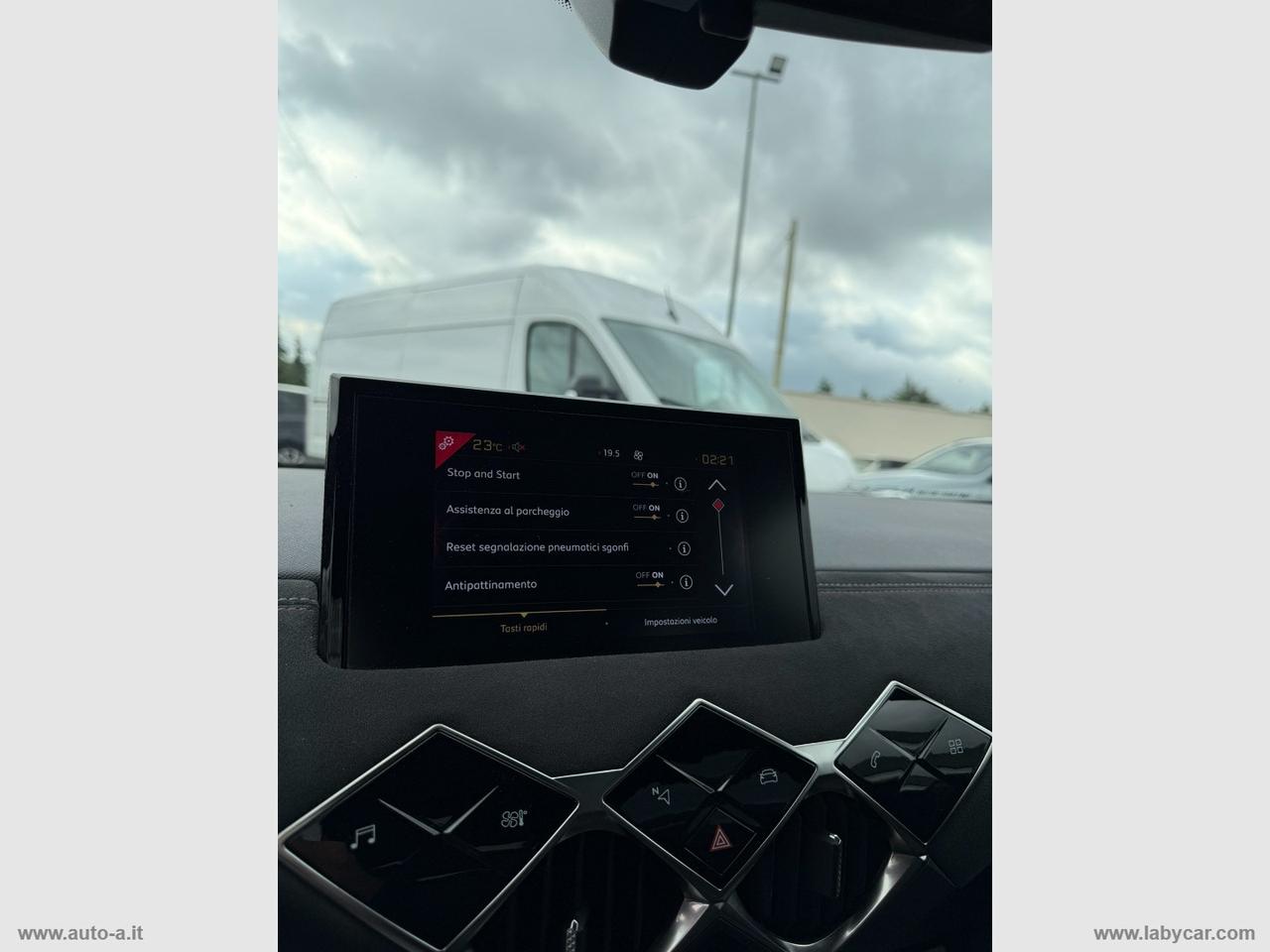 DS AUTOMOBILES DS 3 Crossback BlueHDi 110 PERFORMANCE LINE