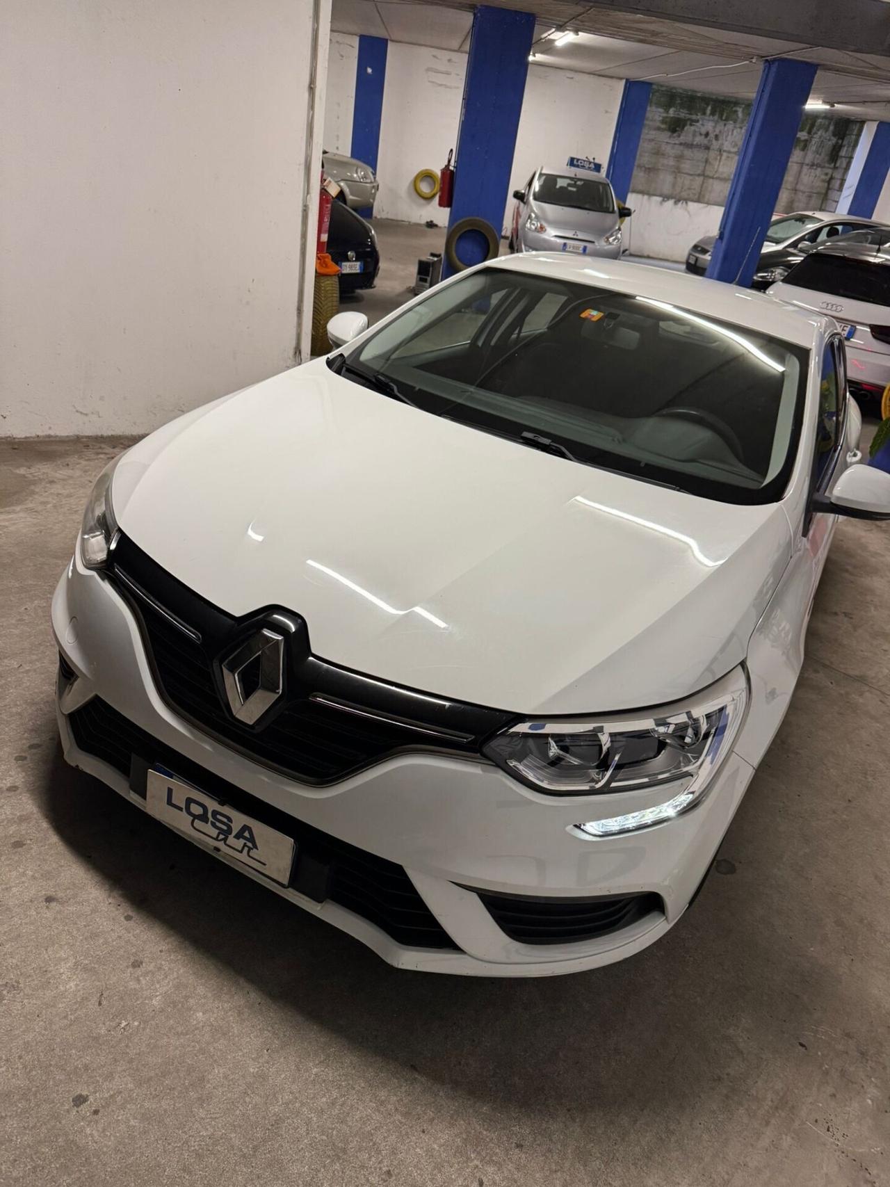 Renault Megane Mégane Sporter TCe Energy Business 2017