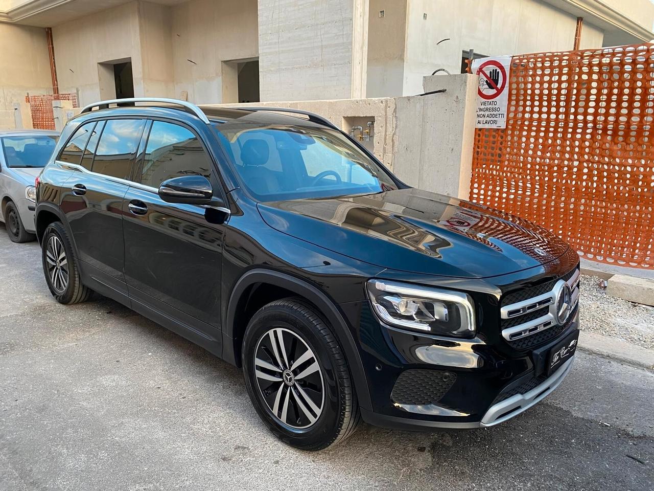 MERCEDES GLB 180 CDI SPORT NAVI CAM LED 2021