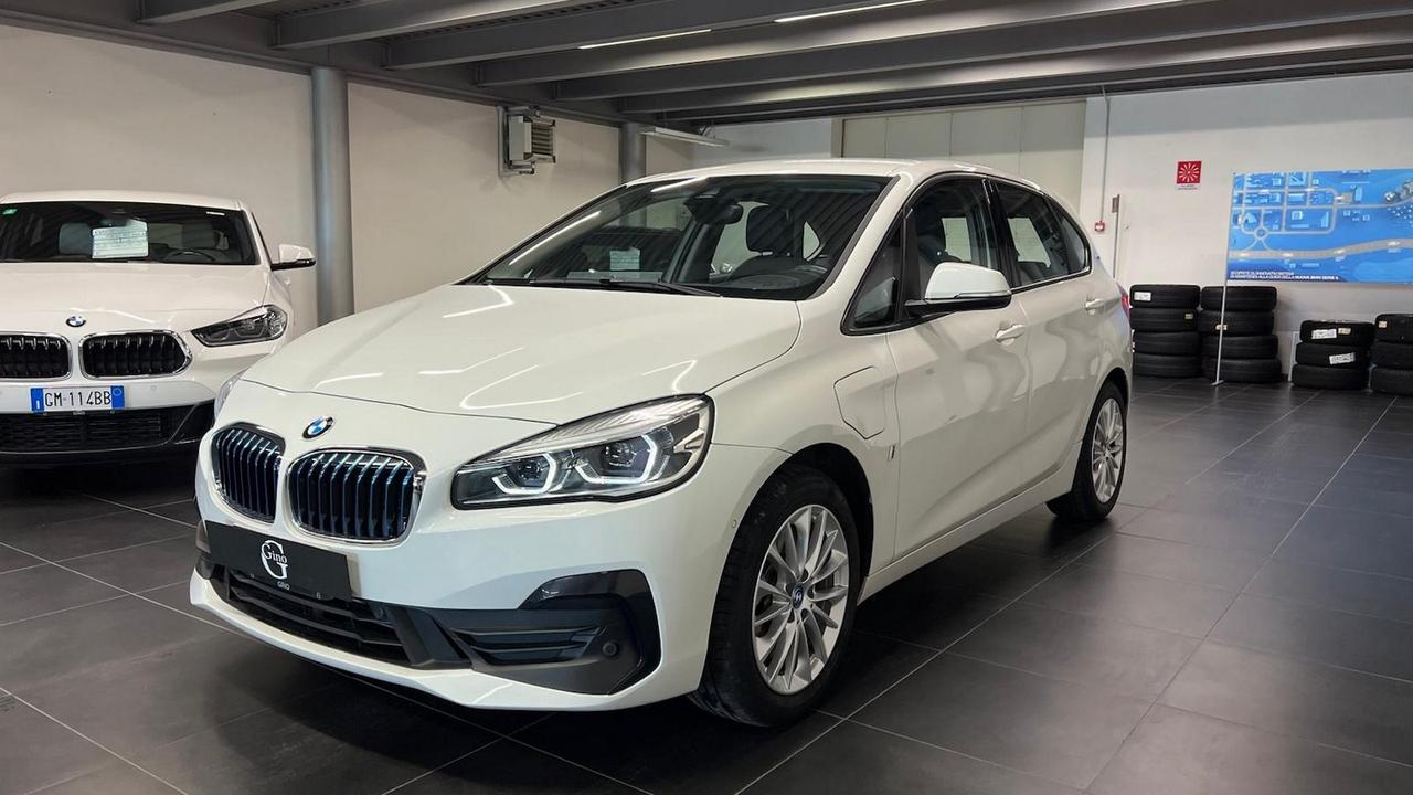 BMW Serie 2 F45 2018 Active Tourer - 225xe Active Tourer iPerformance Luxury auto