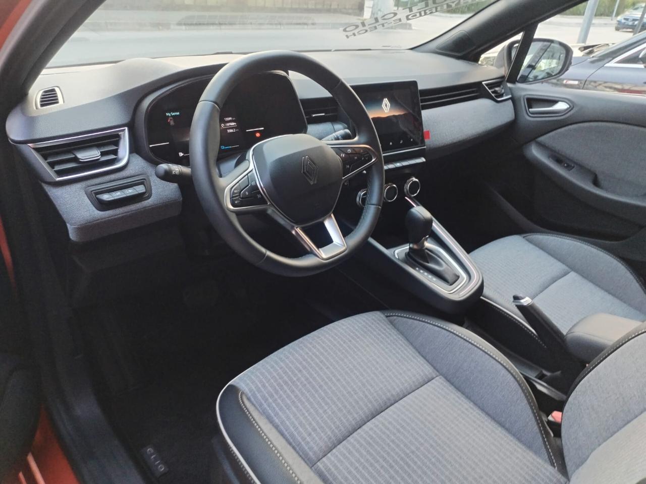 Renault Clio Full Hybrid E-Tech 145 CV 5 porte Techno