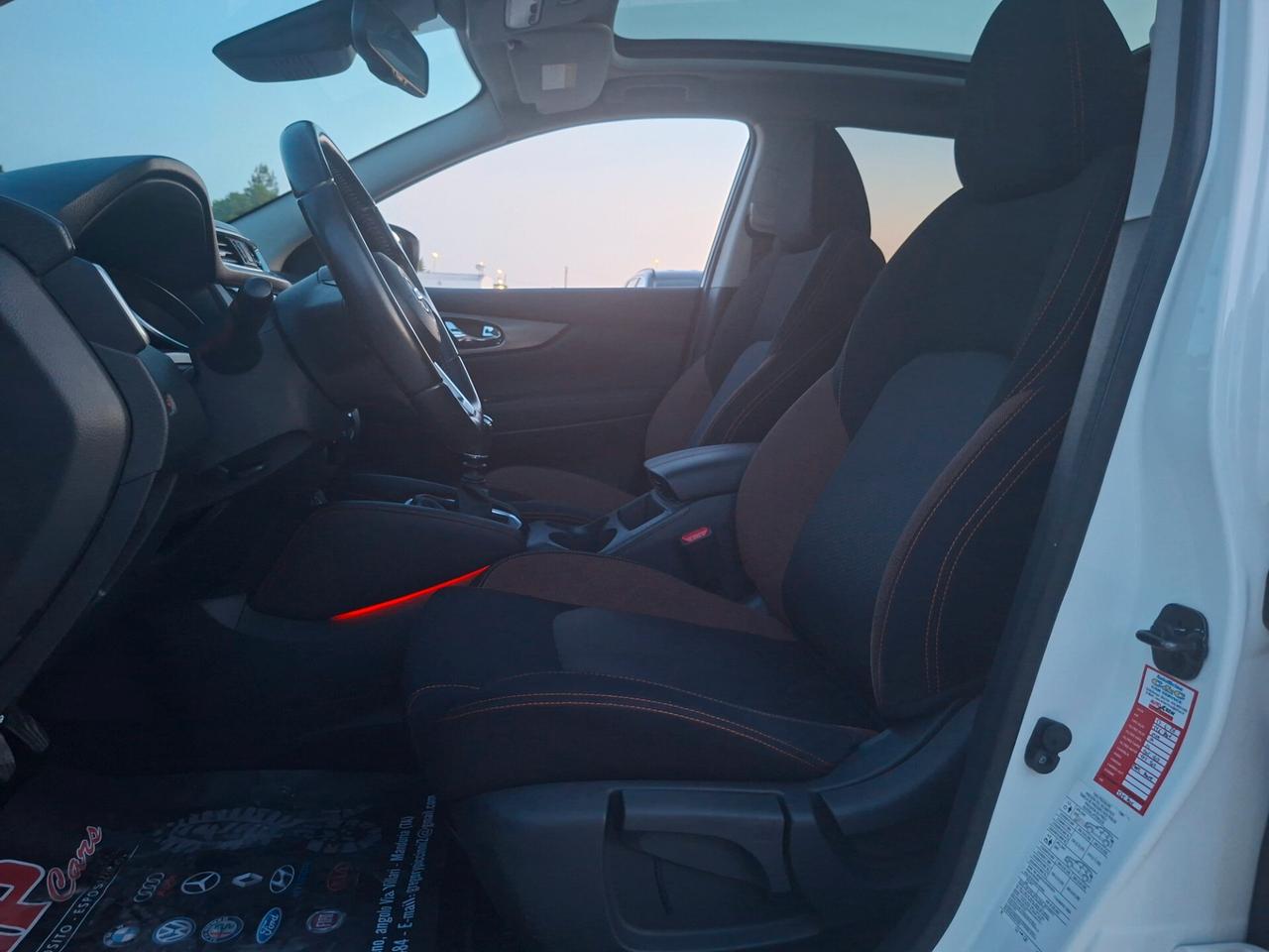 Qashqai 1.7 dCi 150cv-N-Connecta *TETTO-LED-Cam360°