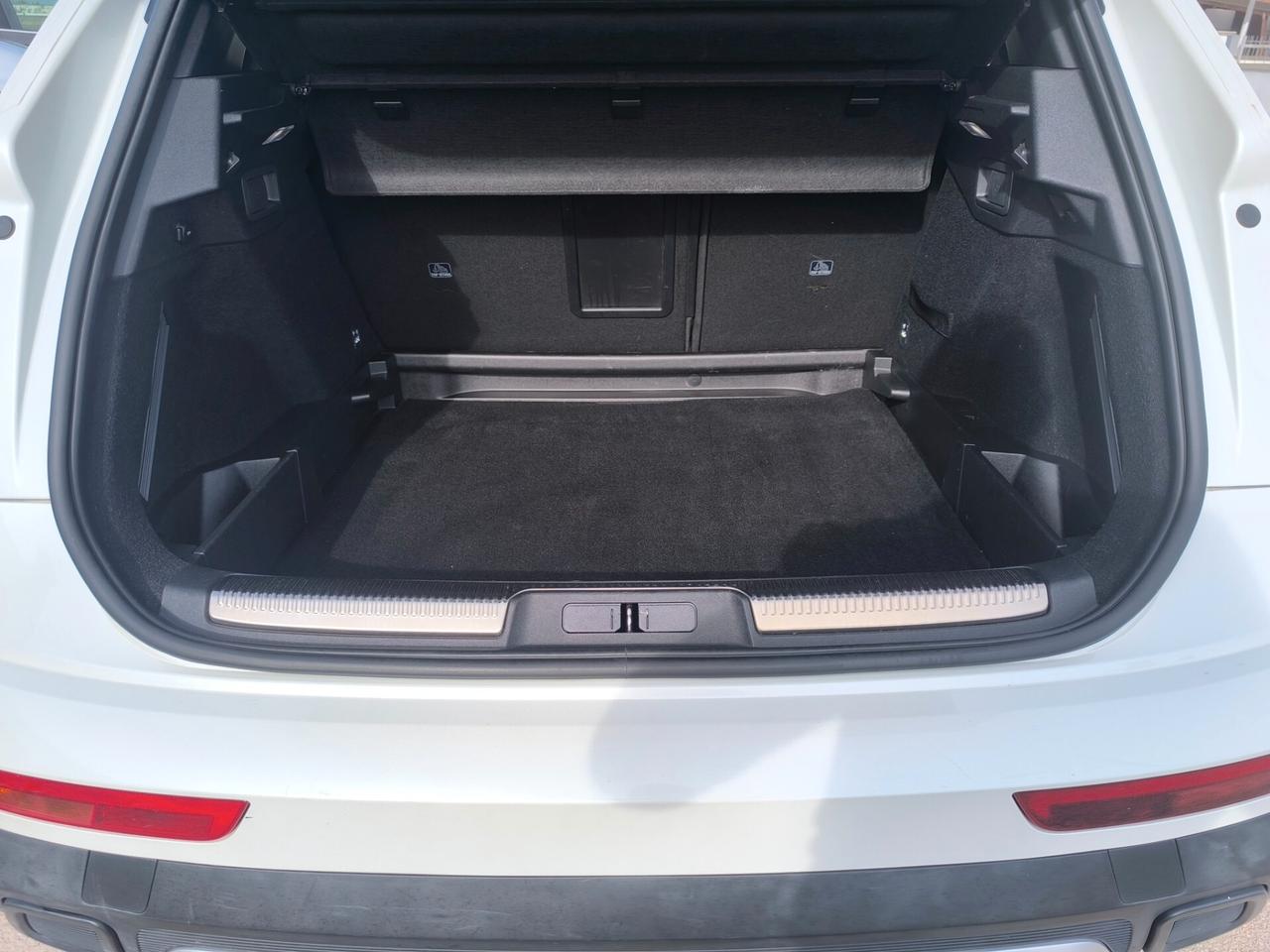 Ds 7 Crossback BlueHDi 130 aut. Performance Line+