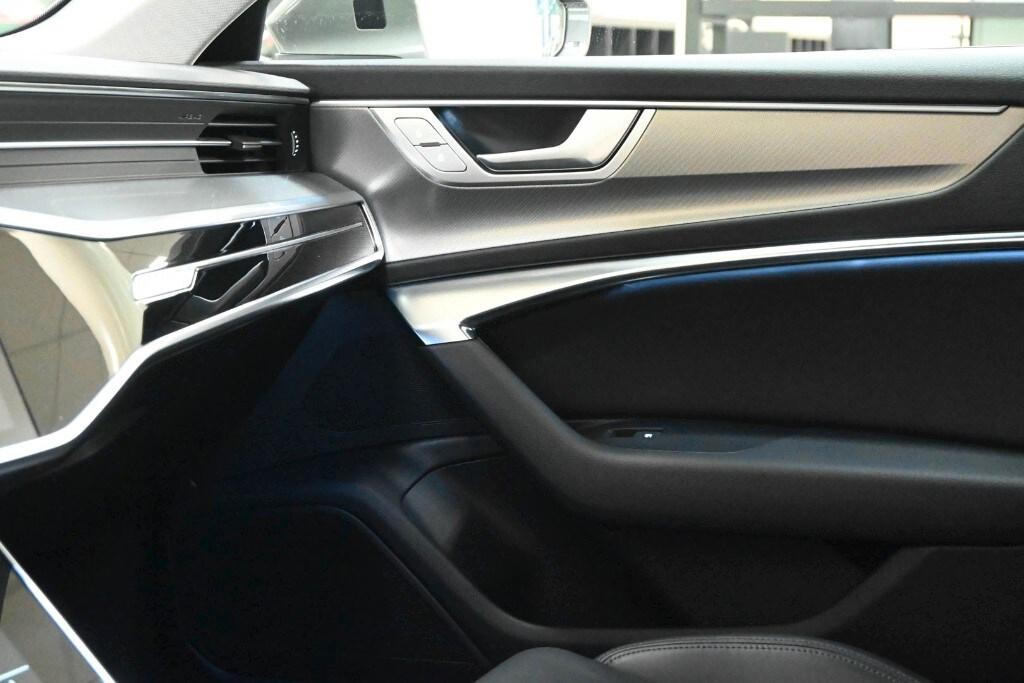 AUDI A6 5ª serie A6 Avant 40 2.0 TDI quattro u...