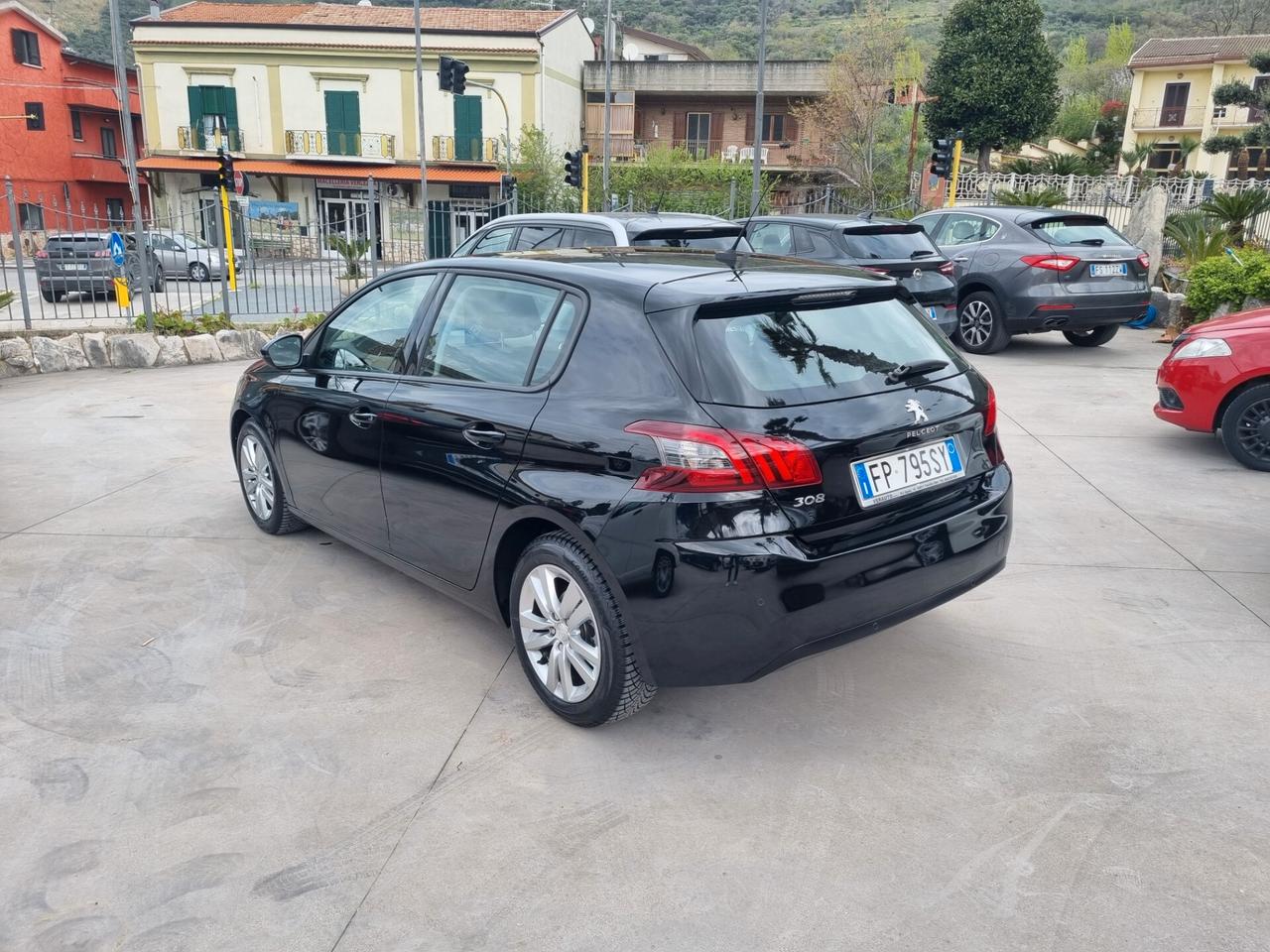 Peugeot 308 BlueHDi 130 S&S Business 09/2018- TAGLIANDATA