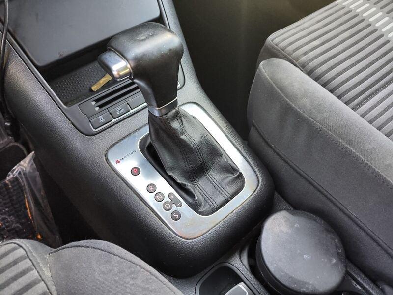 Volkswagen Tiguan 2.0 TDI DPF 4MOTION tiptronic Sport & Style