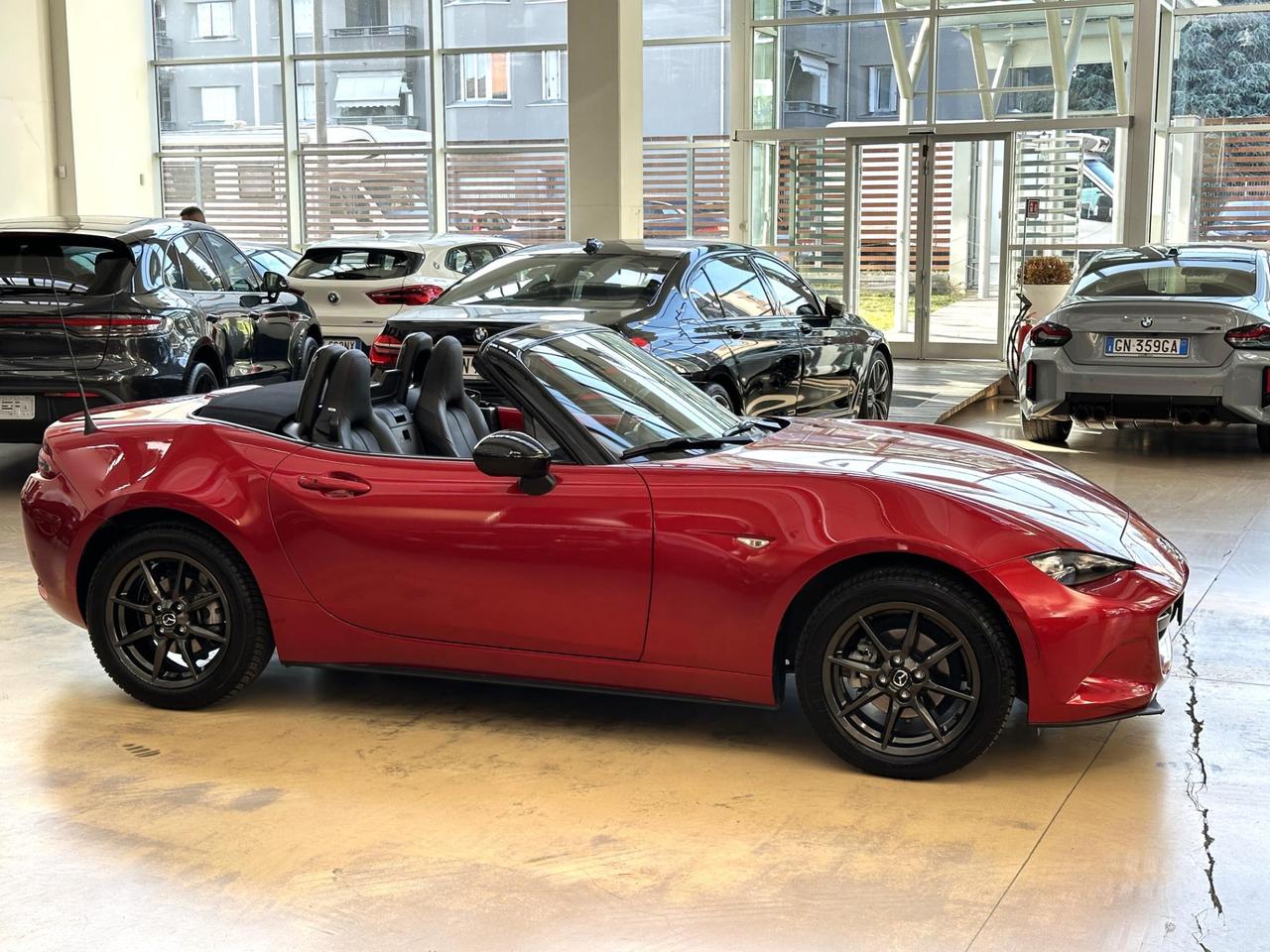 Mazda MX-5 Soft Top 1.5 Exceed-Keyless-Bose-Pelle