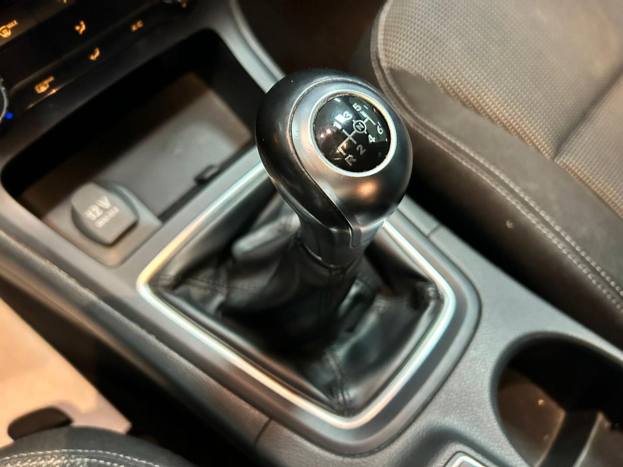 Mercedes-benz B 180 d 2012