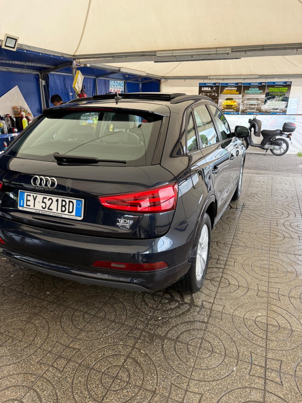 Audi Q3 2.0 TDI quattro S tronic Line Edition