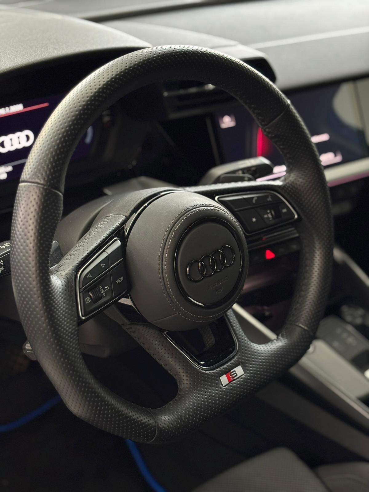 Audi A3 Sportback 45 TFSIe S line S-Tronic 245CV PLUG IN allestimento RS3