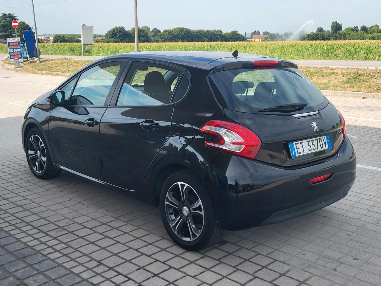 Peugeot 208 1.4 HDi 68 CV 5 porte Active