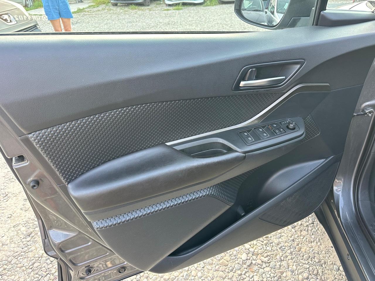 Toyota C-HR 1.8 Hybrid E-CVT Lime Beat Special Edition