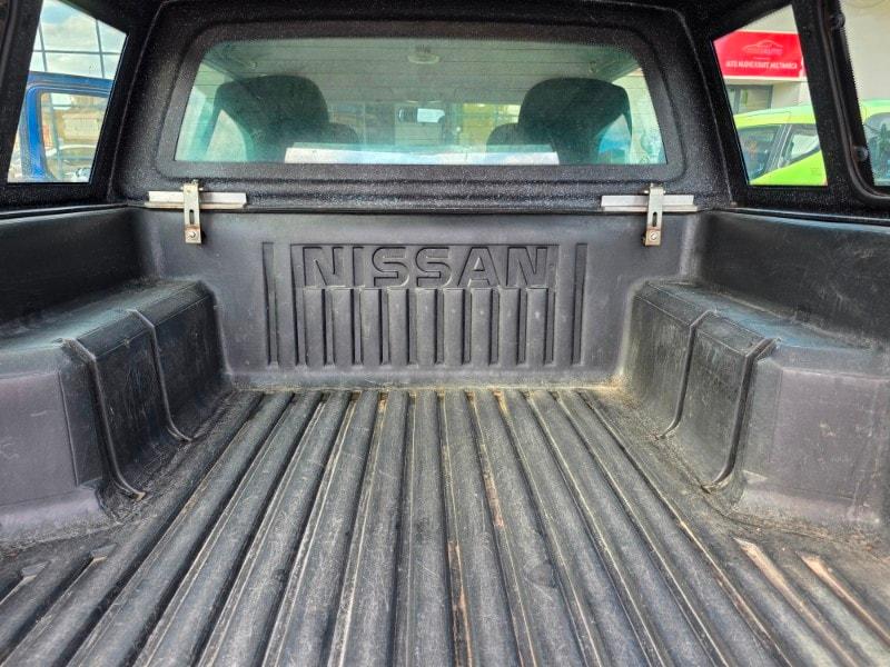 NISSAN Pick-up (2ª s.) Pick-up 2.5 TD 4 porte ...