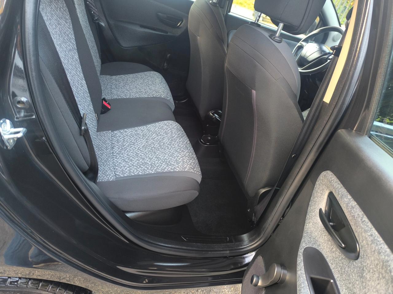 Lancia Ypsilon 0.9 TwinAir 85 CV 5 porte Metano Ecochic Gold