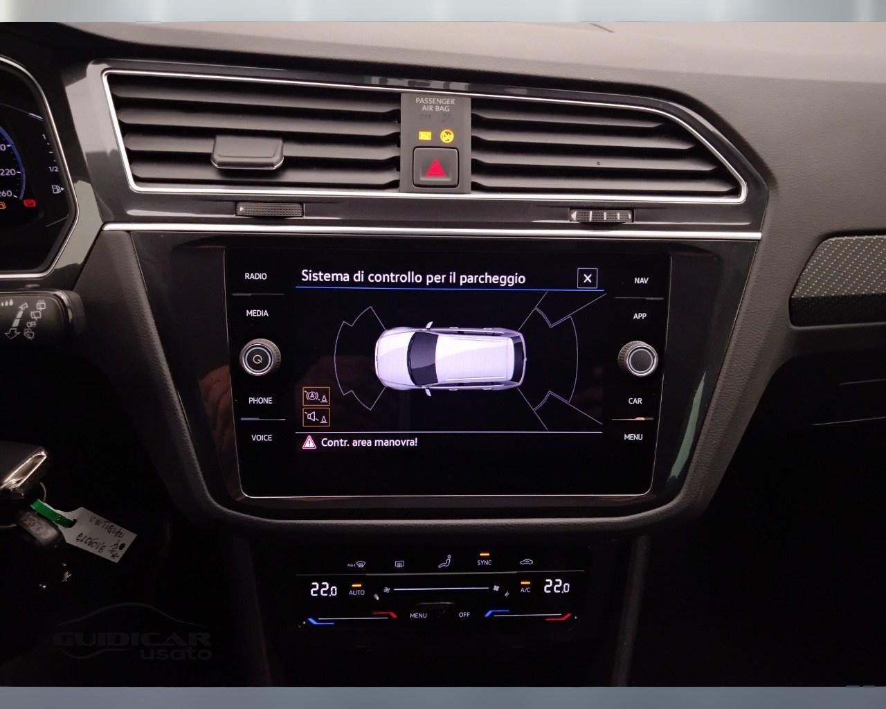 VOLKSWAGEN Tiguan II 2021 - Tiguan 2.0 tdi R-Line 150cv dsg