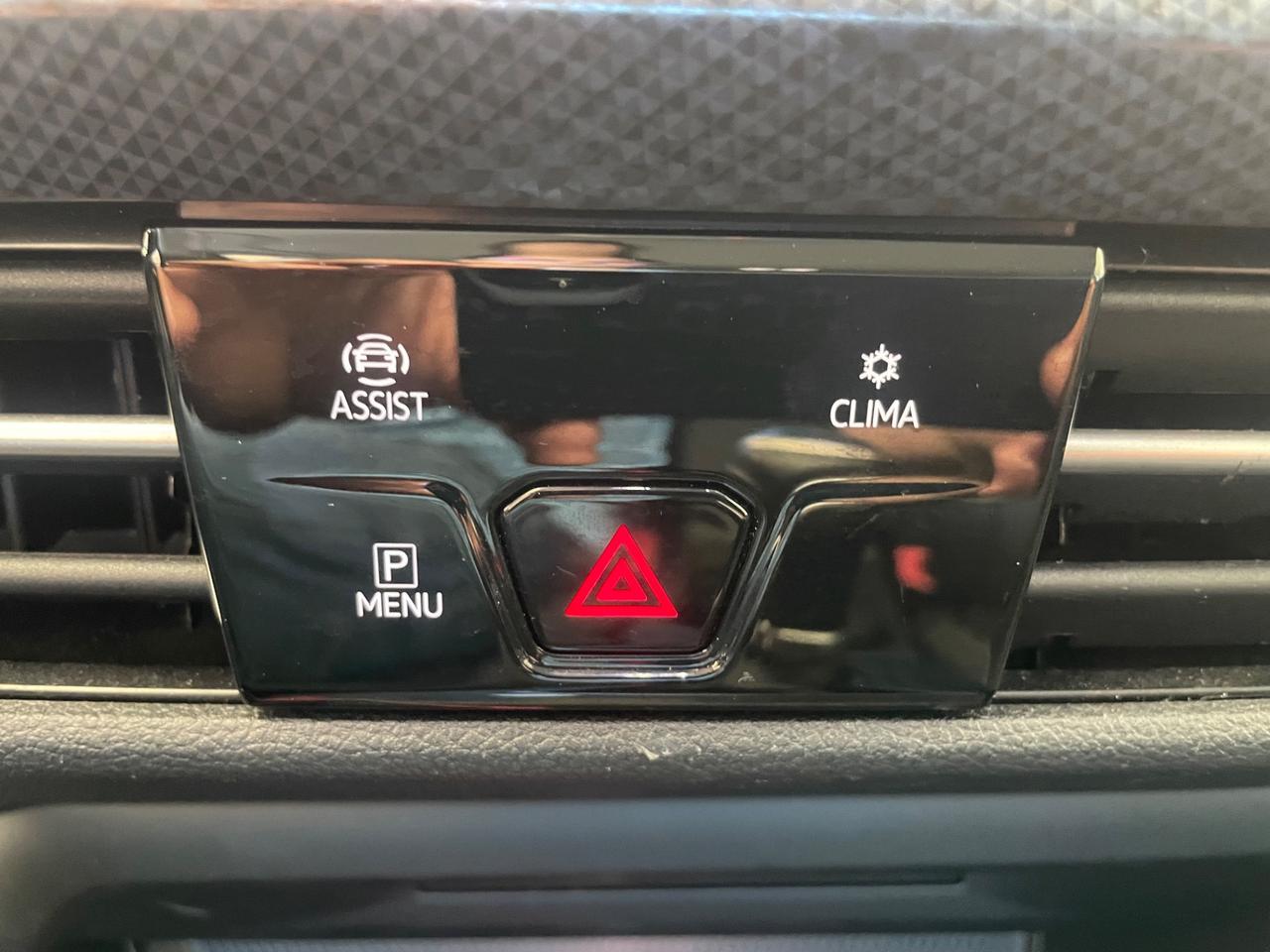 Volkswagen Golf 1.5 TSI EVO ACT Life - Nessun vincolo -