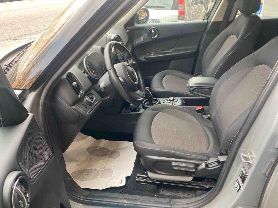 Mini Cooper Countryman 1.5 AUTOM. NAVY PREZZO REALE