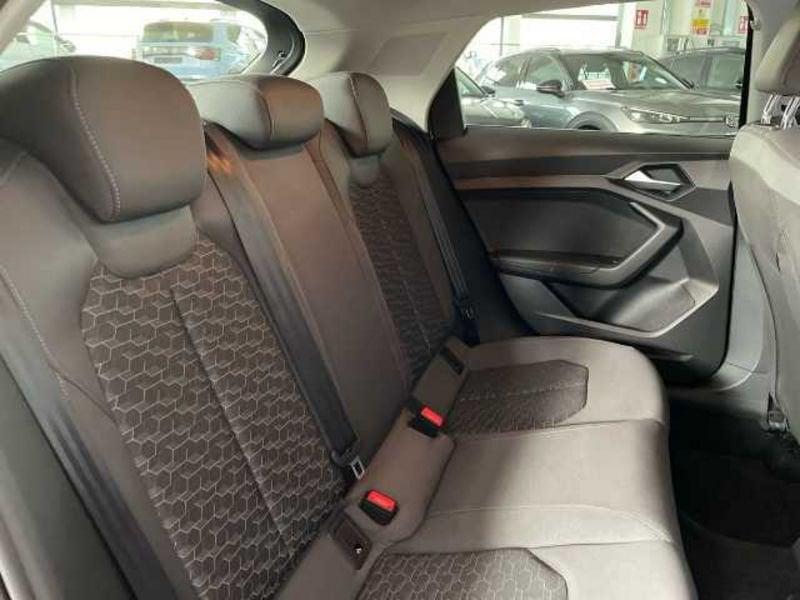 Audi A1 II 2019 Sportback 30 1.0 tfsi Business 116cv s-tronic