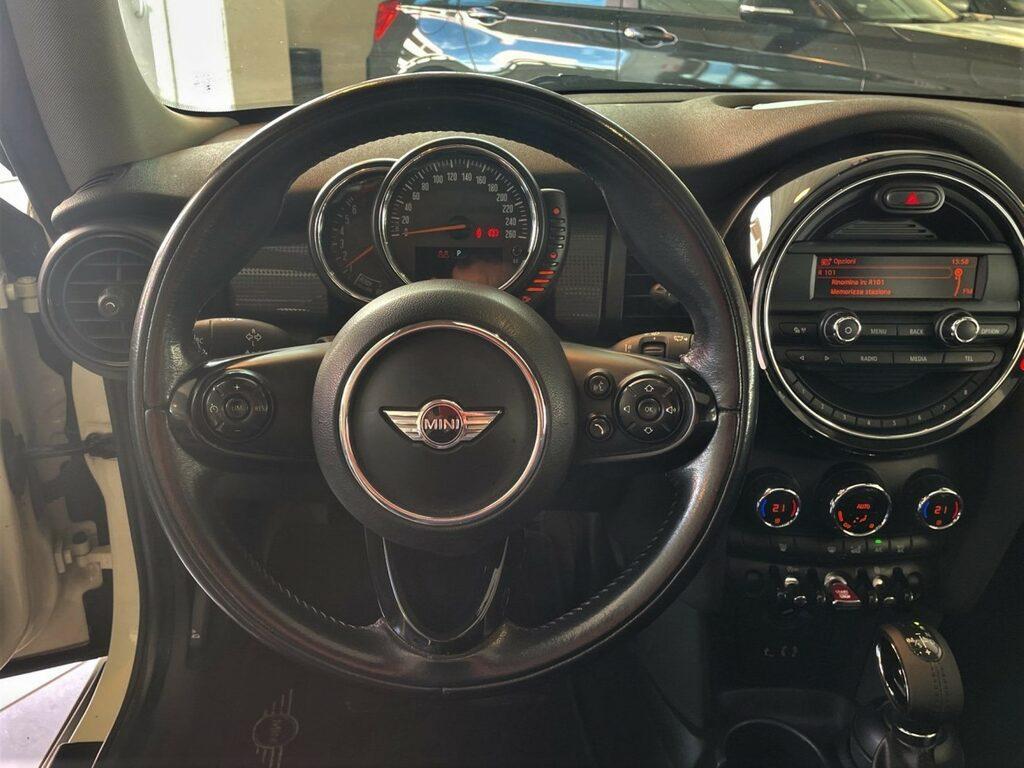 Mini Cooper 1.5 Cooper Auto