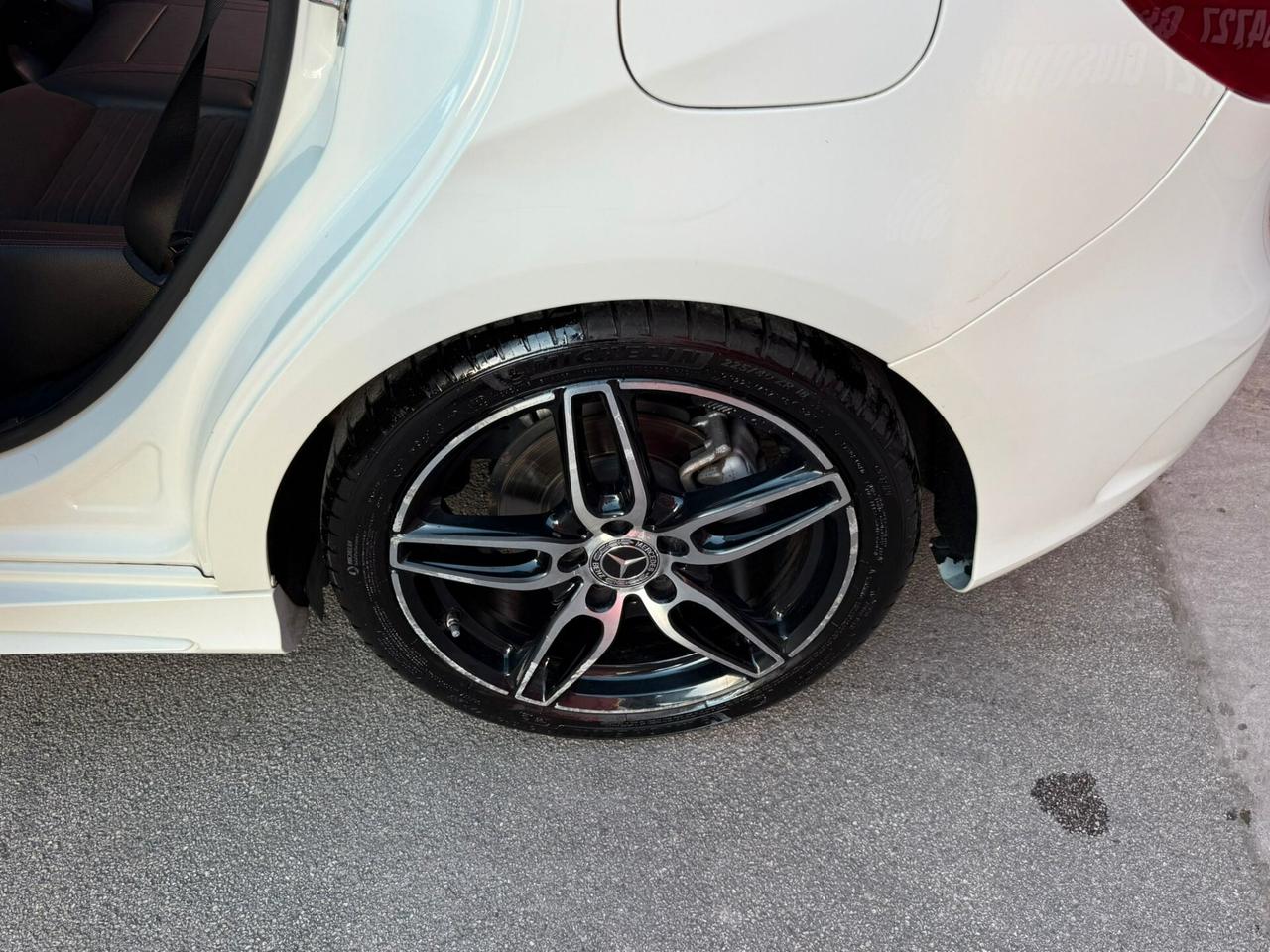 Mercedes-benz B 200 d 2.1 136cv Premium - 2018