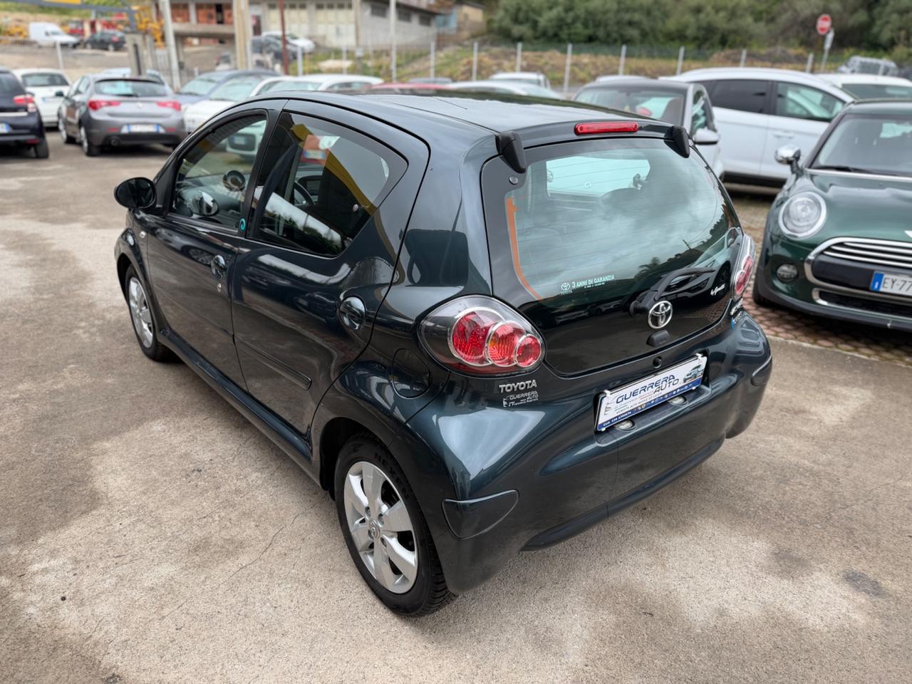 Toyota Aygo 1.0 5 porte Now Connect KM CERTIFICATI