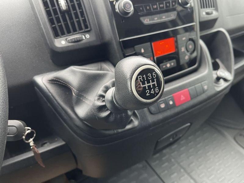 Peugeot Boxer 330 2.0 BlueHDI 110CV L1H1 Comf. Affaire COMBI E6