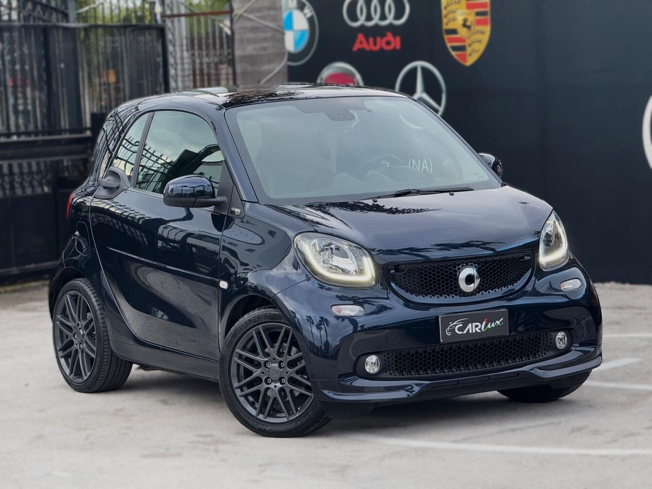 Smart forTwo 0.9 T Parisblue BRABUS Style 90CV