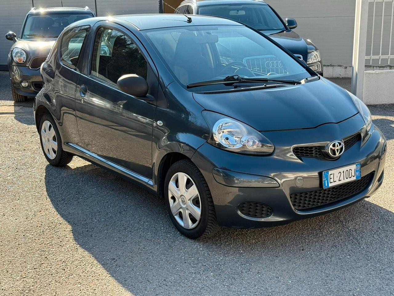 Toyota Aygo 1.0 12V VVT-i 3 porte Lounge