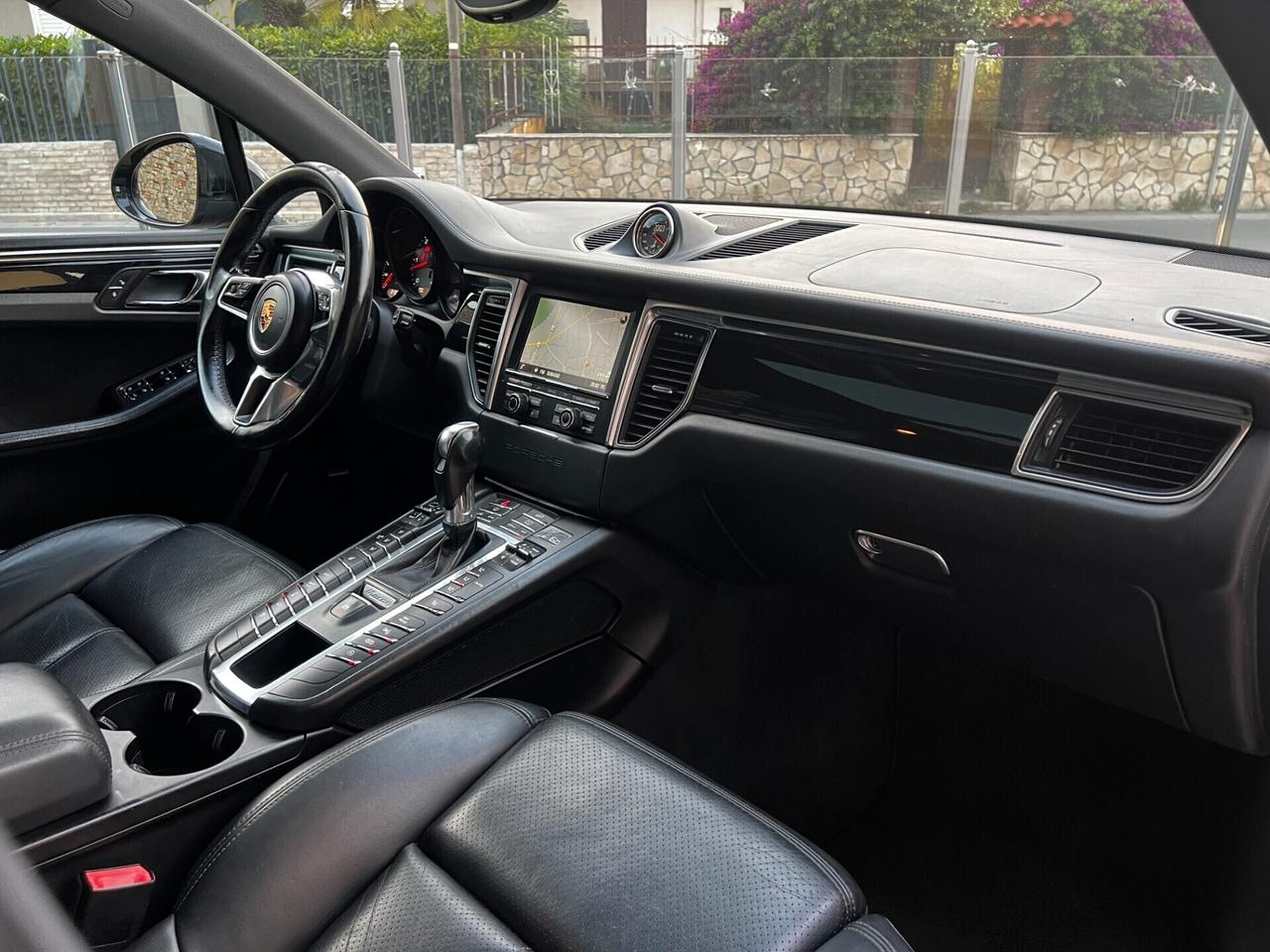 Porsche Macan 3.0 S Diesel- TETTO-TOTAL BLACK-FULL